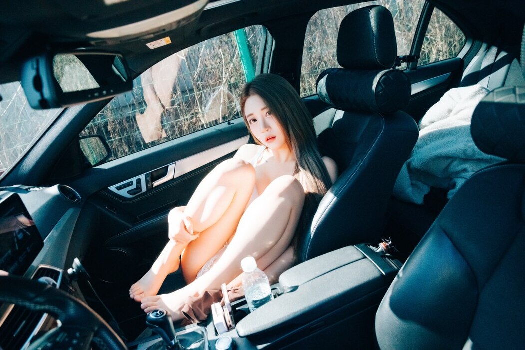 Loozy Bomi 보미 – Girlgroup Yanos S.Ver