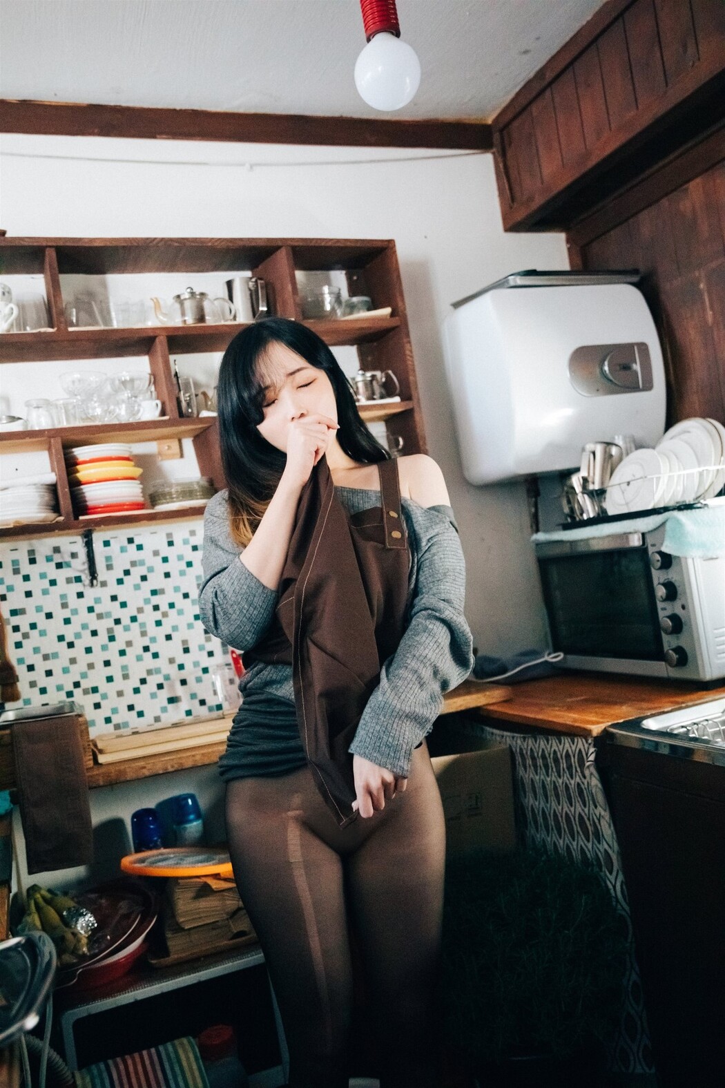 Loozy Bambi 밤비 – Cafe Alba Part 1