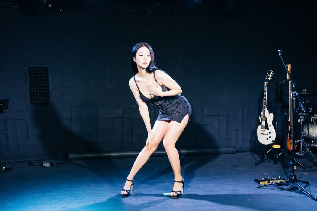 Loozy Bomi 보미 – Covert Stage A