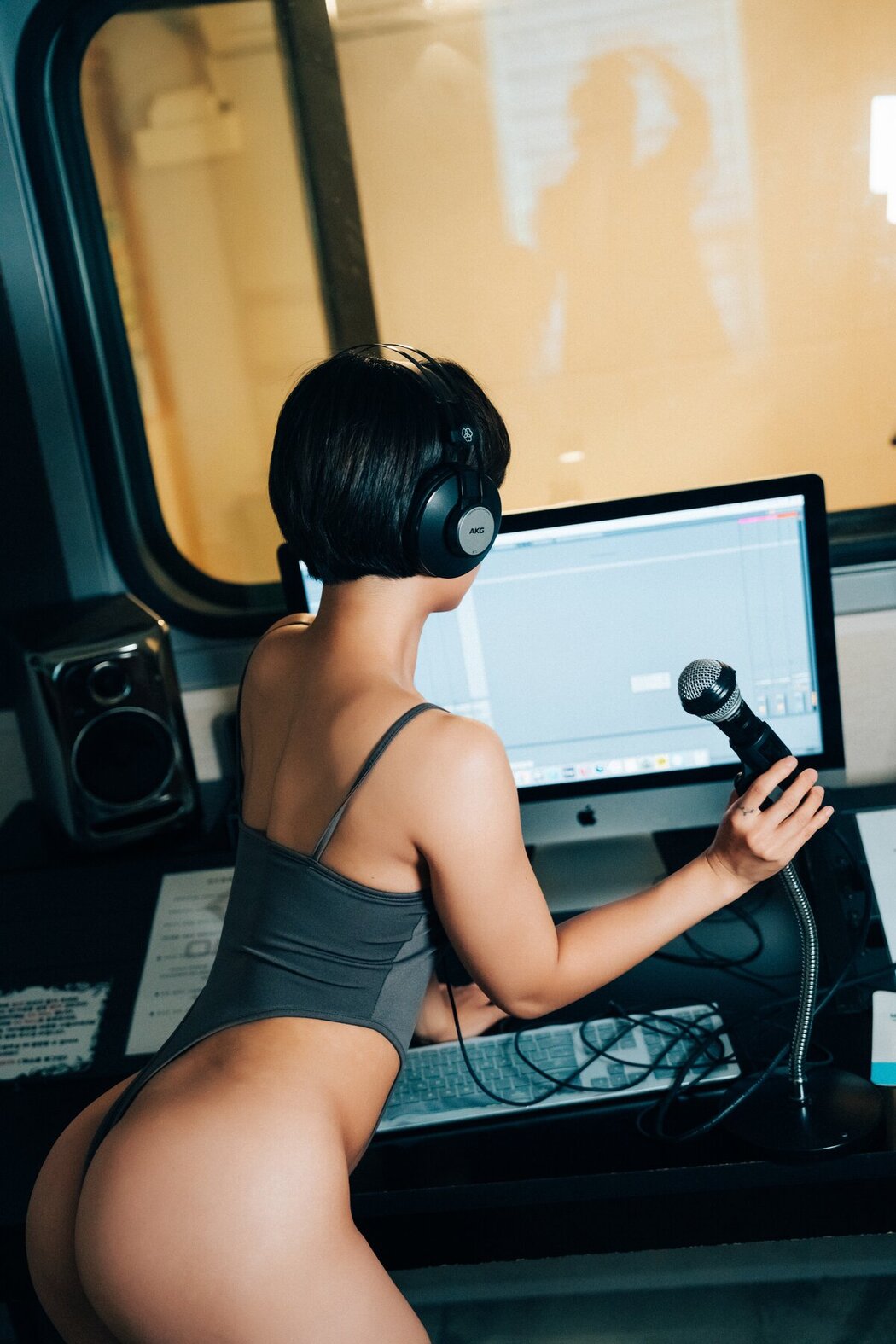 Loozy Booty Queen – Nude Recording A