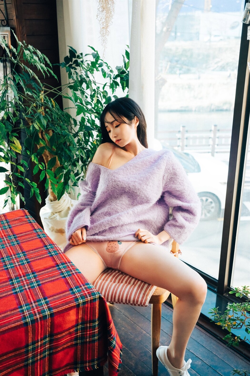 Loozy Bambi 밤비 – Cafe Alba Part 2