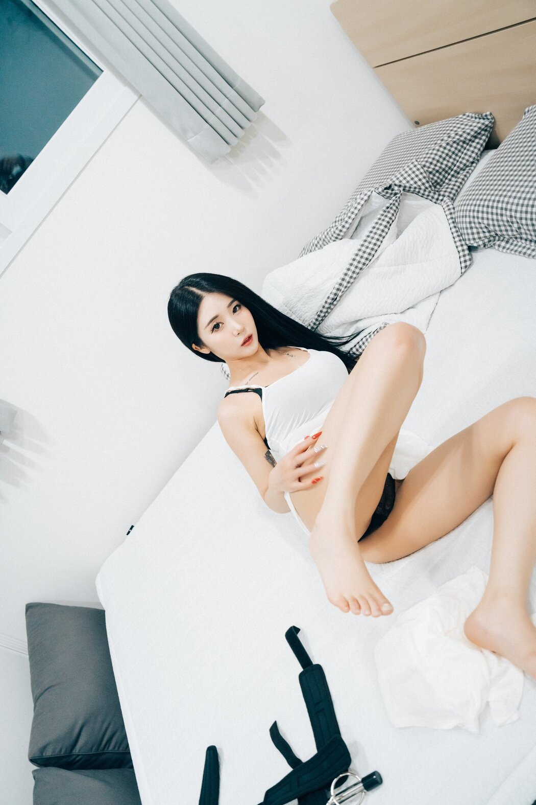 Loozy Bomi – You Bomi B