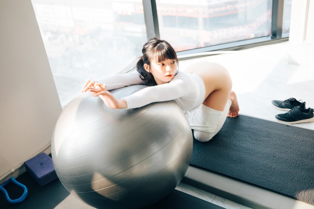 Loozy Kissme – Strip Fitness