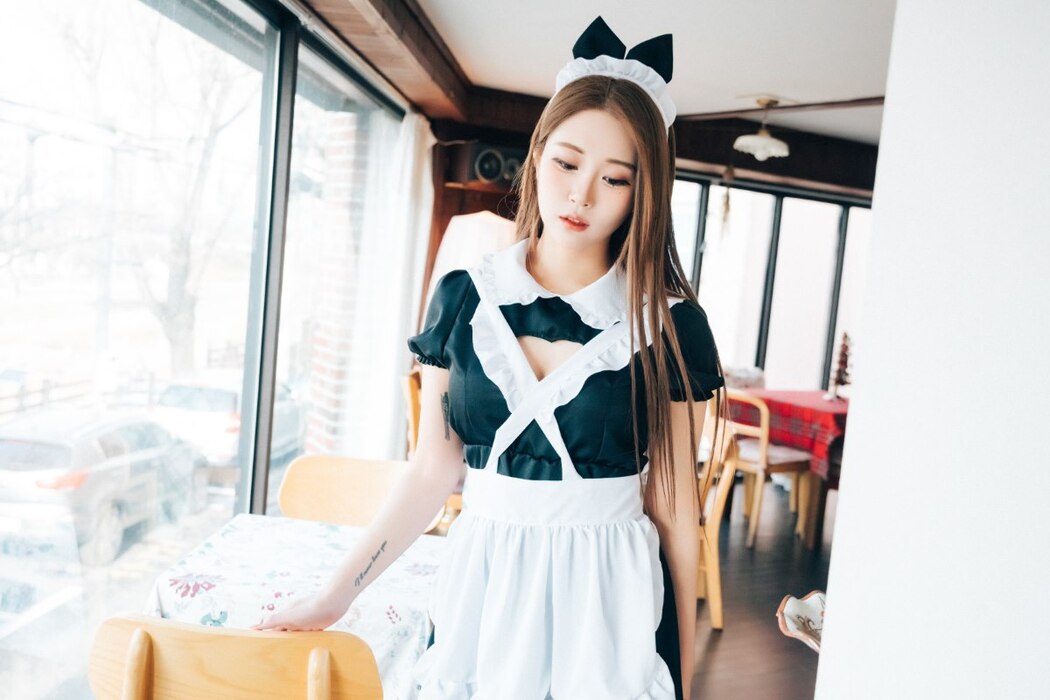 Loozy Bomi 보미 – Maid Cafe S.Ver A