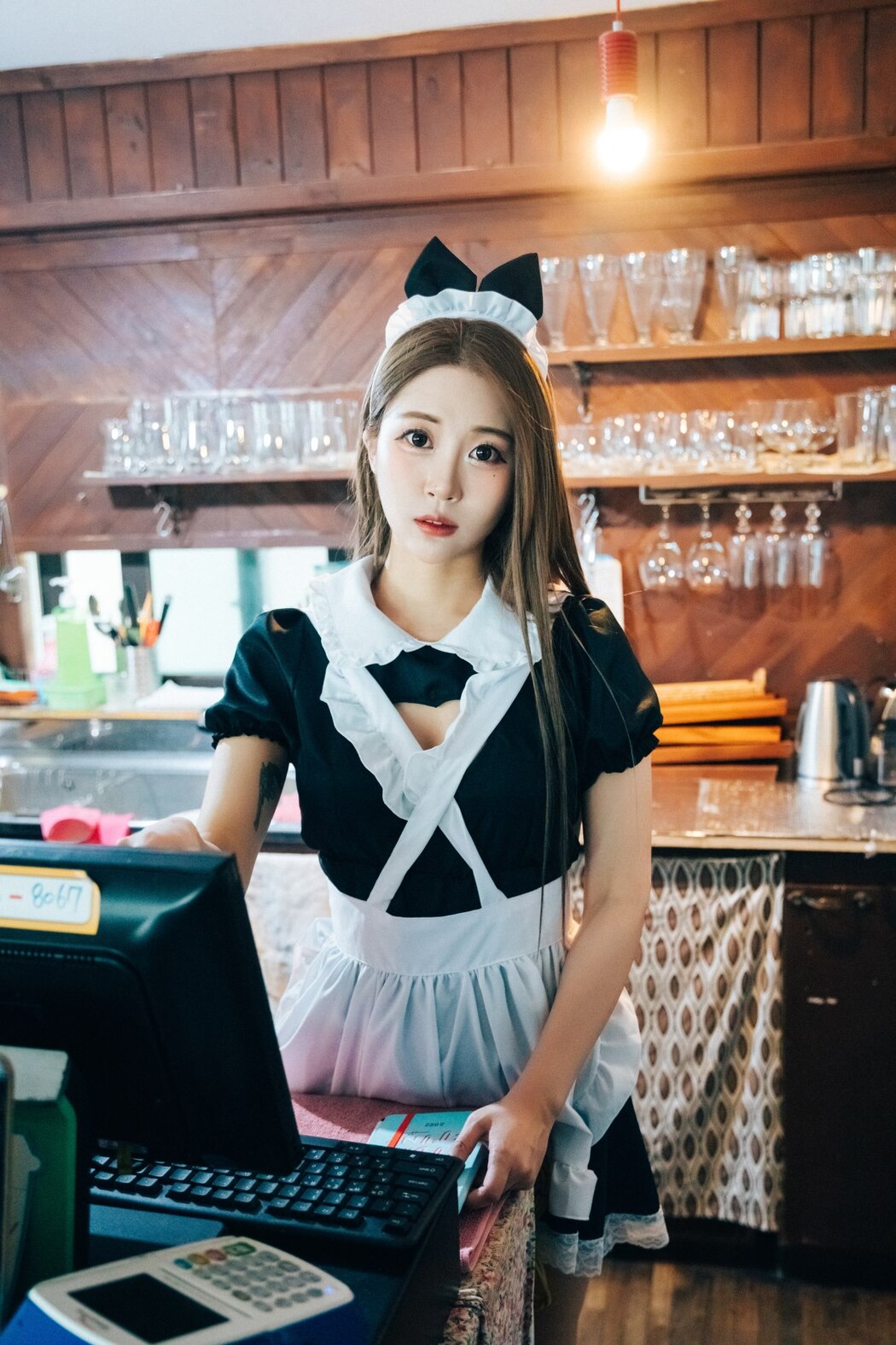 Loozy Bomi 보미 – Maid Cafe S.Ver A