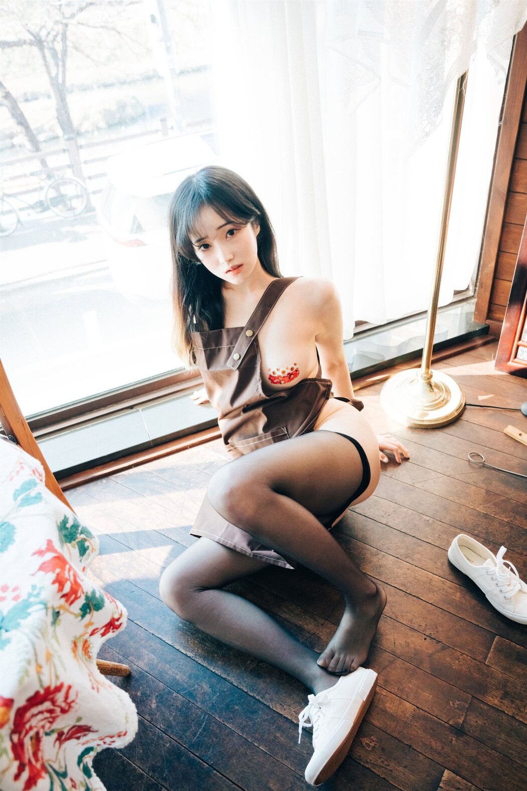 Loozy Bambi 밤비 – Cafe Alba Part 1