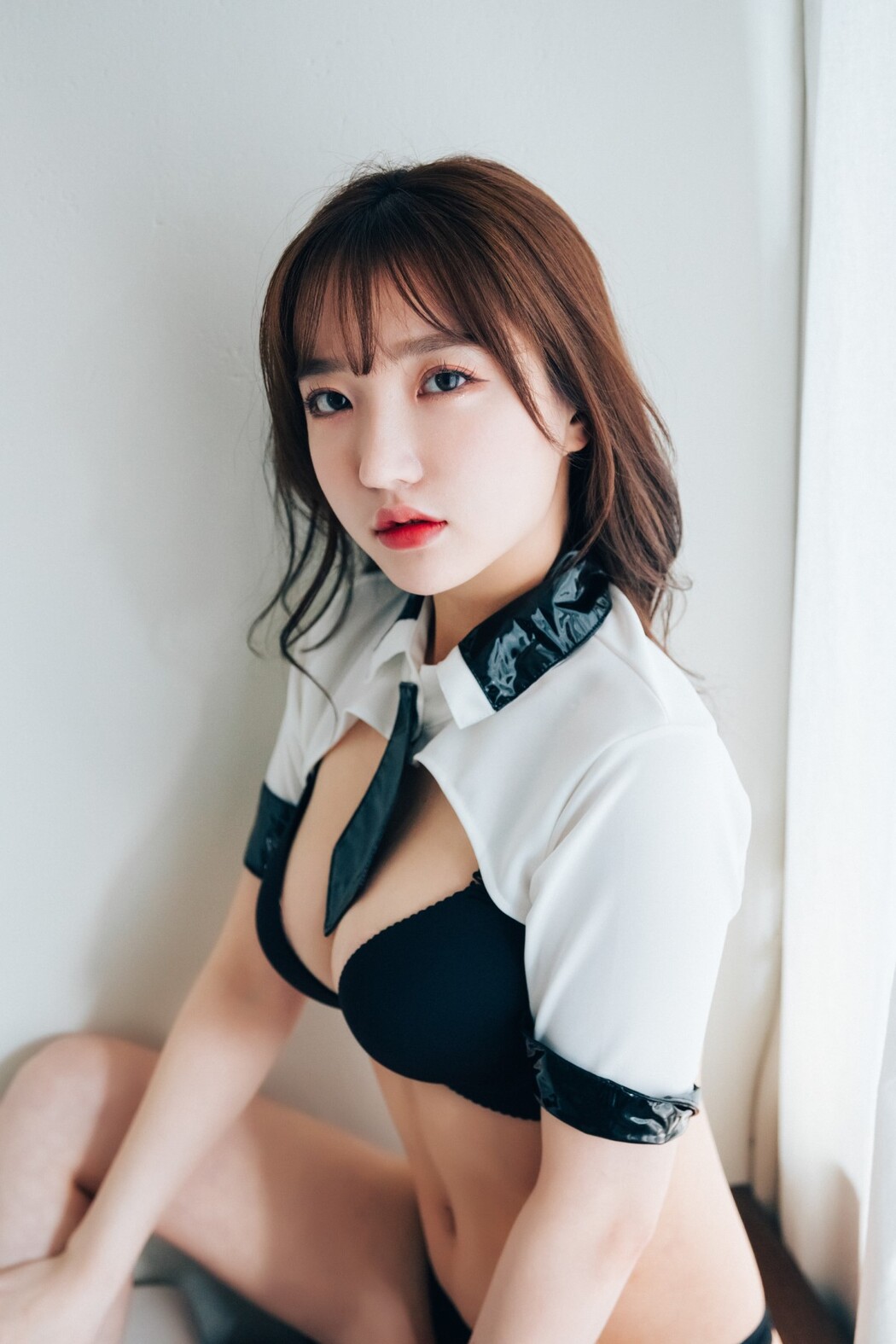 Loozy Maximum Vol.2 Son Ye-Eun 손예은