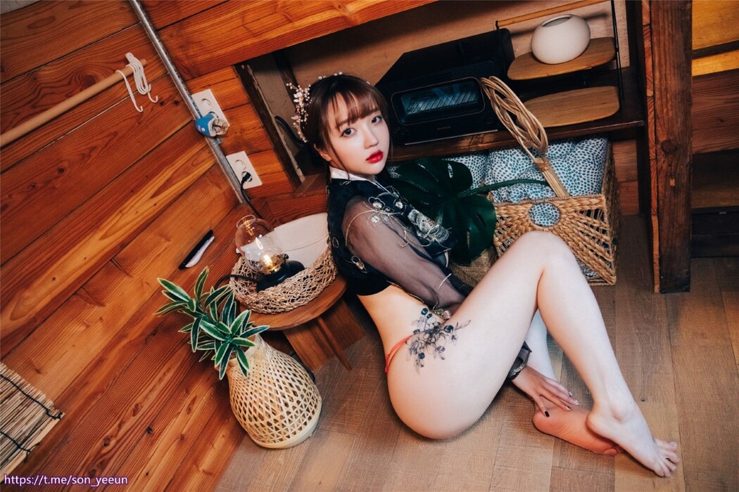 Loozy Gisheng 妓生 – Son Ye-Eun 손예은