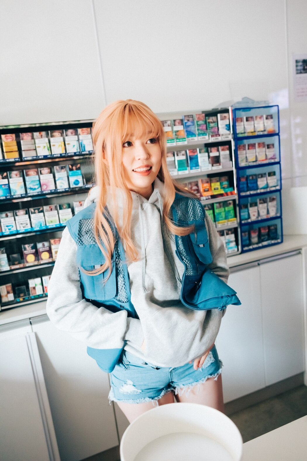 Loozy Mozzi 모찌 – Twitter Girl