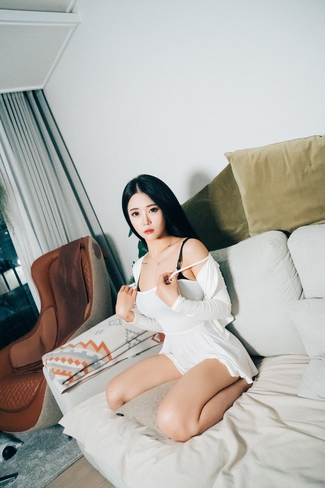 Loozy Bomi – You Bomi A