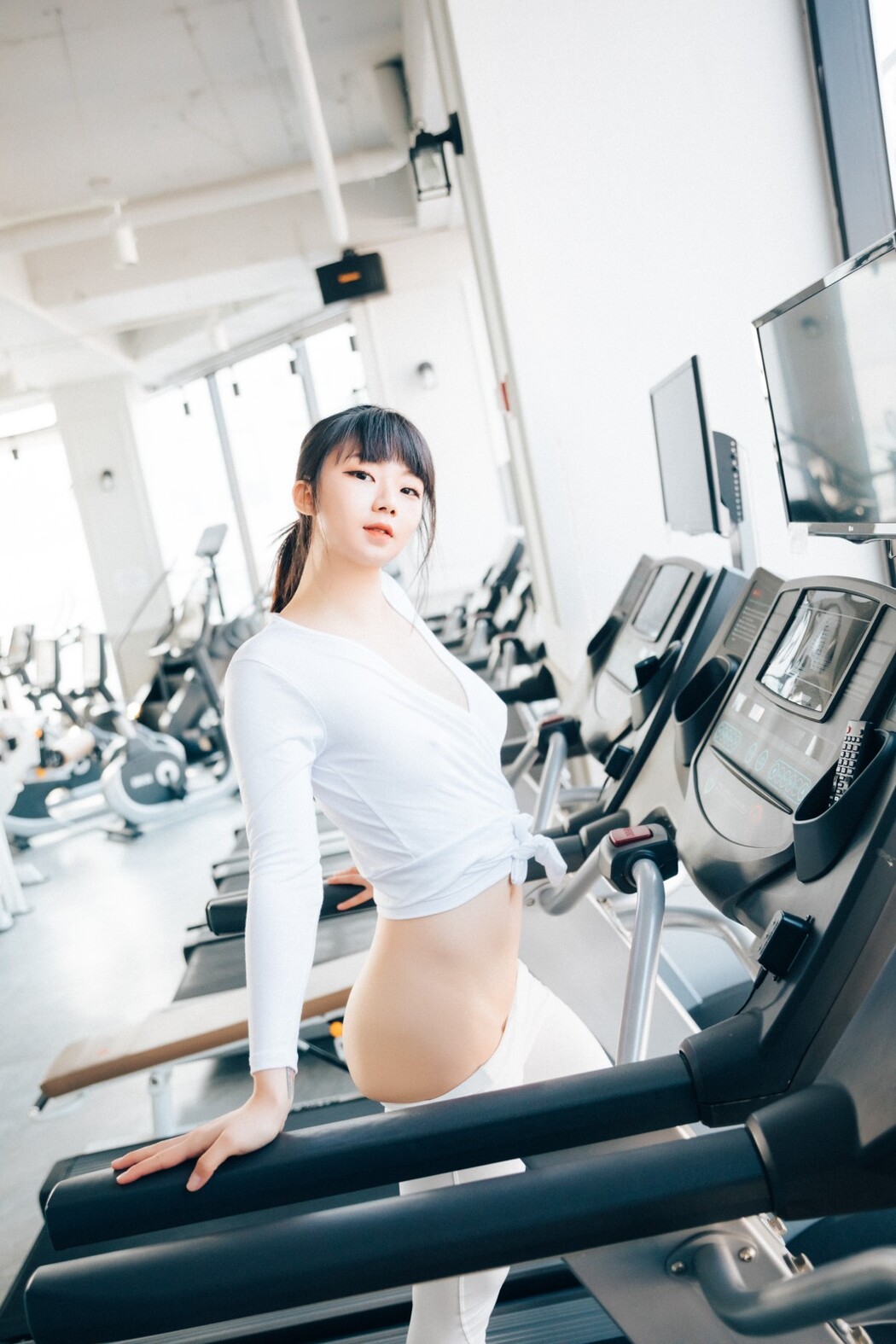 Loozy Kissme – Strip Fitness
