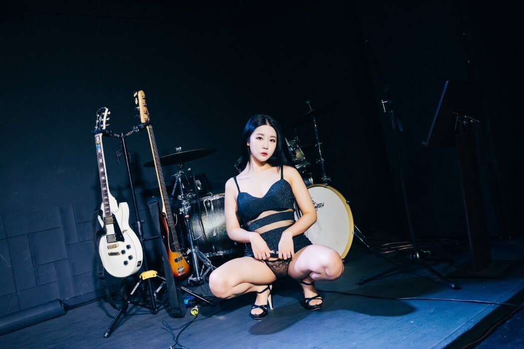 Loozy Bomi 보미 – Covert Stage A