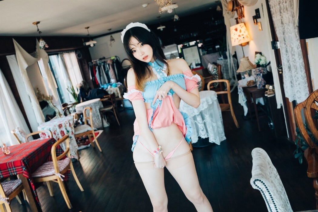 Loozy Bambi 밤비 – Cafe Alba Part 2