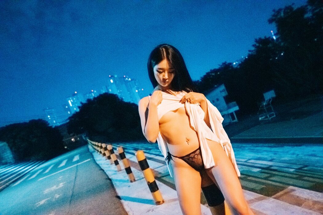 Loozy Bomi 보미 – Night Roads