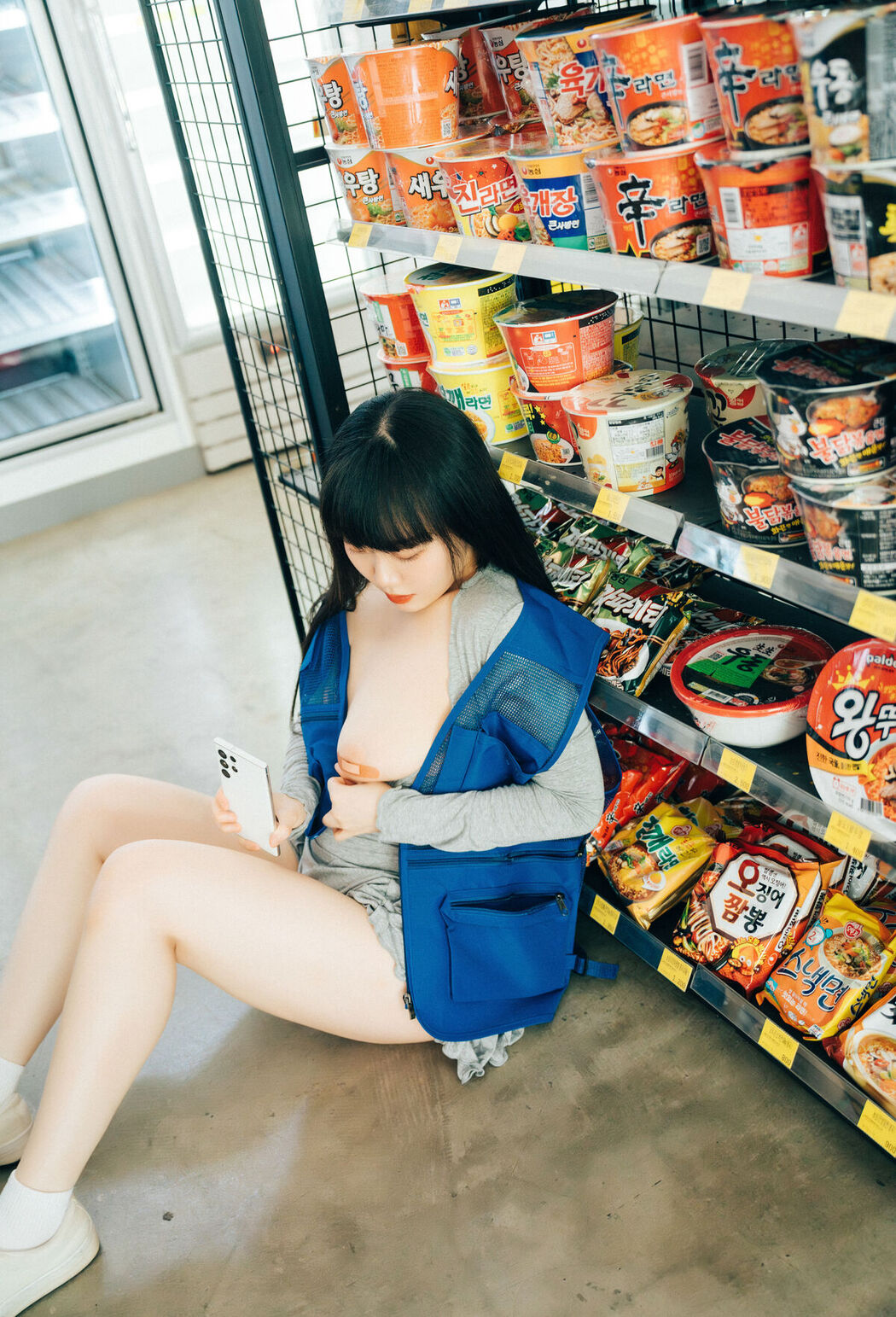Loozy Doyeon – Convenience Store Sub Part1