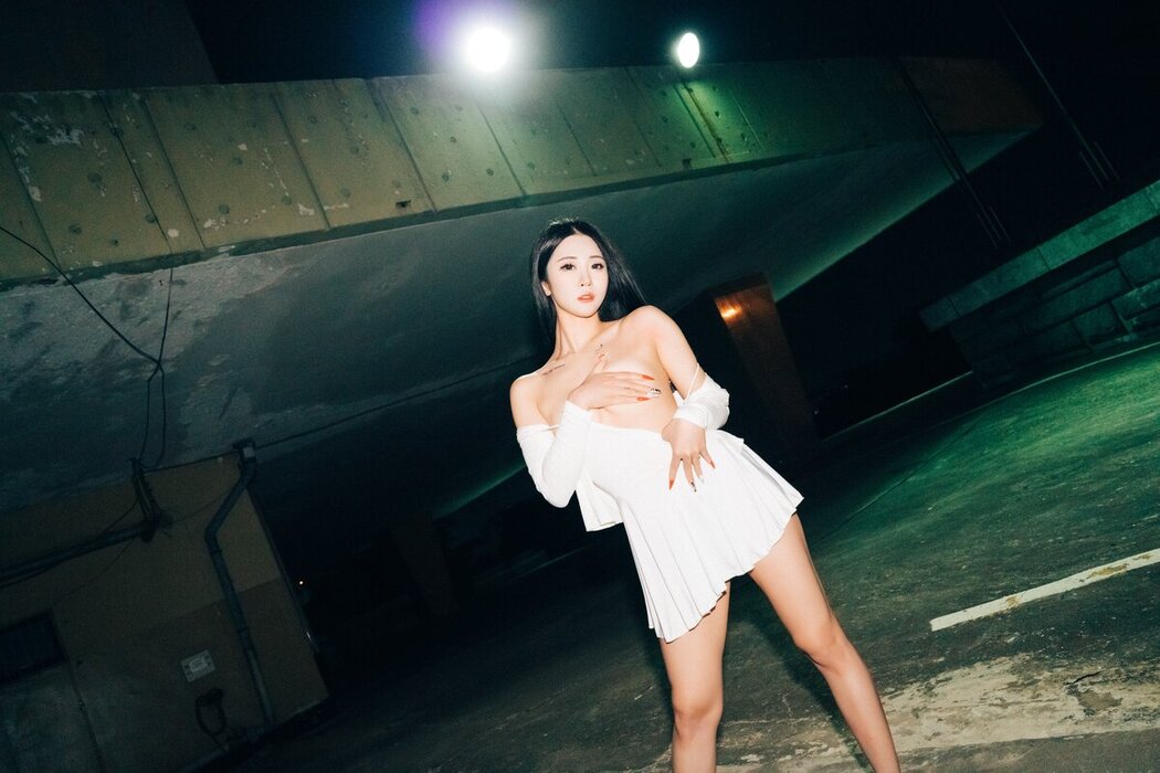 Loozy Bomi 보미 – Night Roads