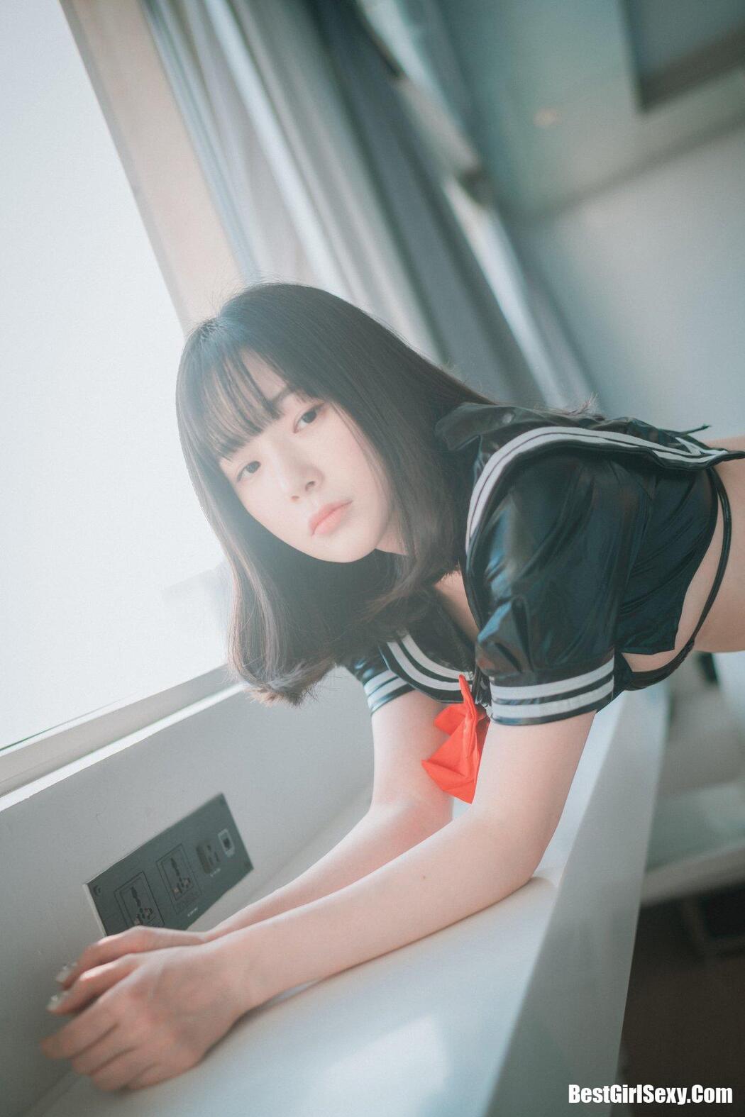 DJAWA 피아 Leather Black Schoolgirl