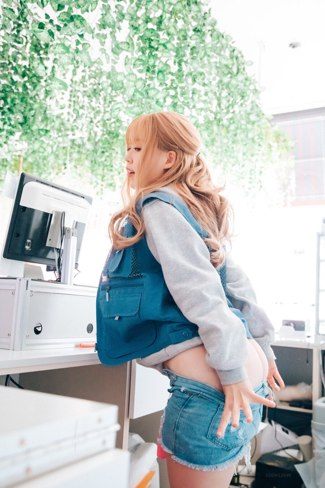 Loozy Mozzi 모찌 – Twitter Girl