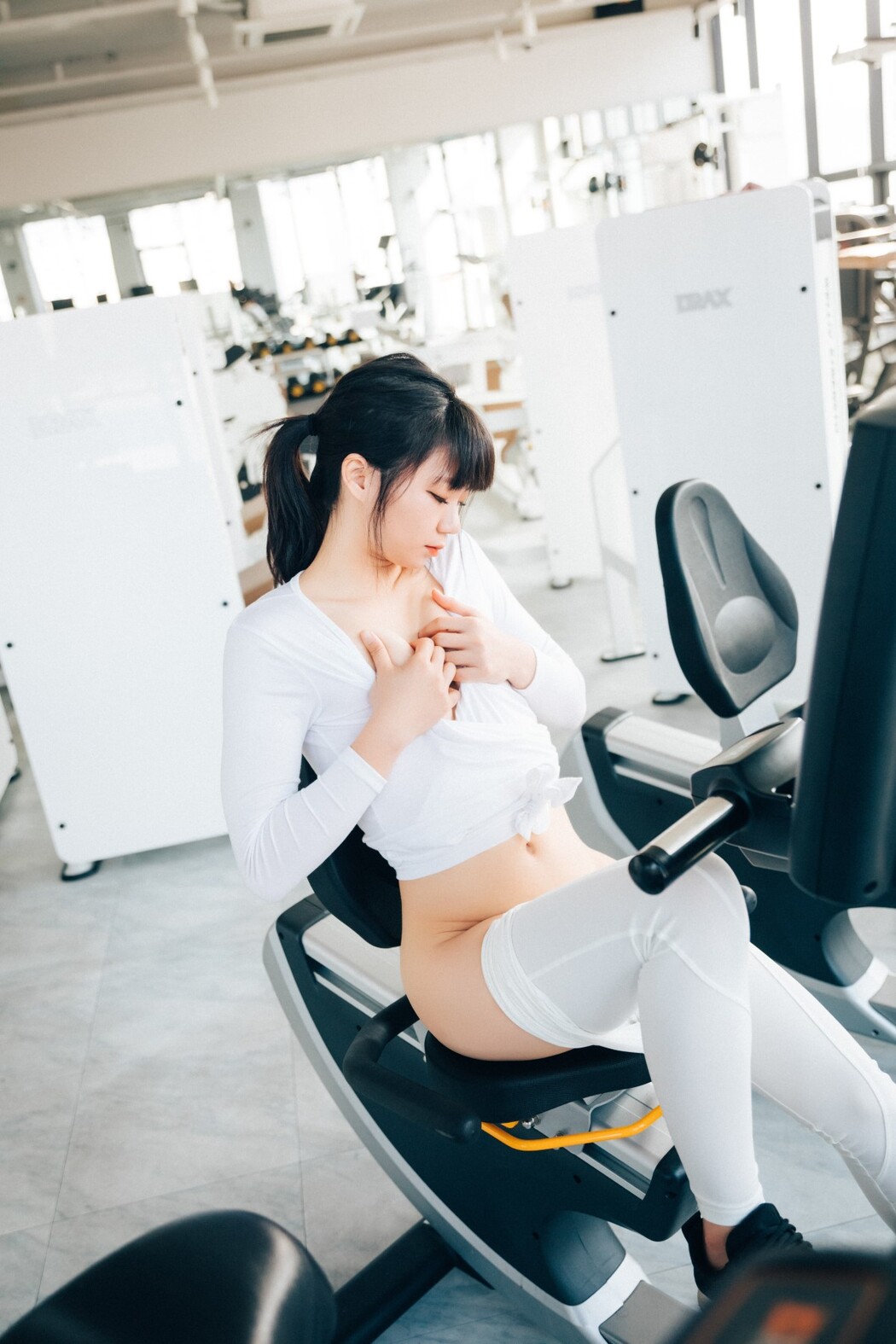 Loozy Kissme – Strip Fitness
