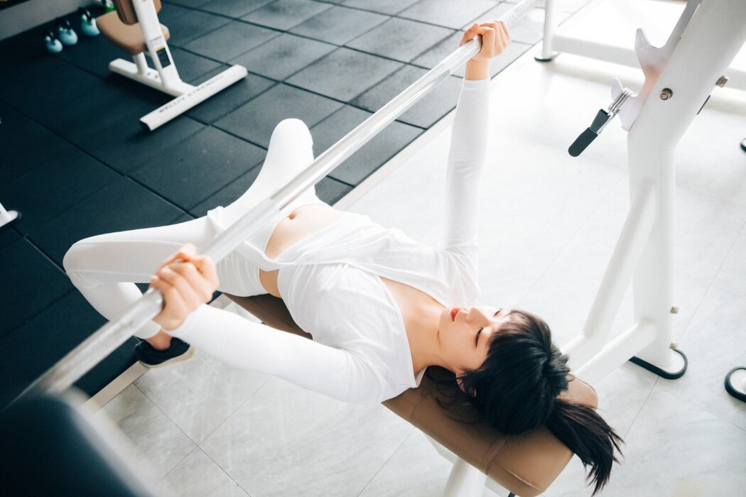 Loozy Kissme – Strip Fitness