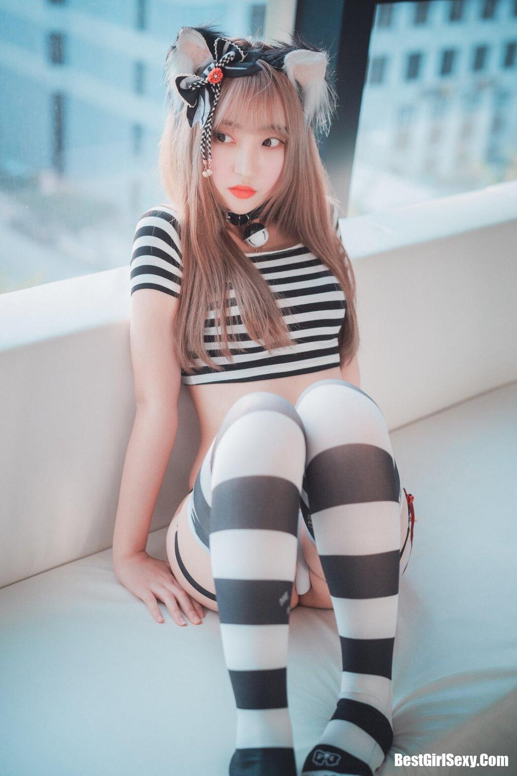 DJAWA 하나리 Catgirl in Stripes