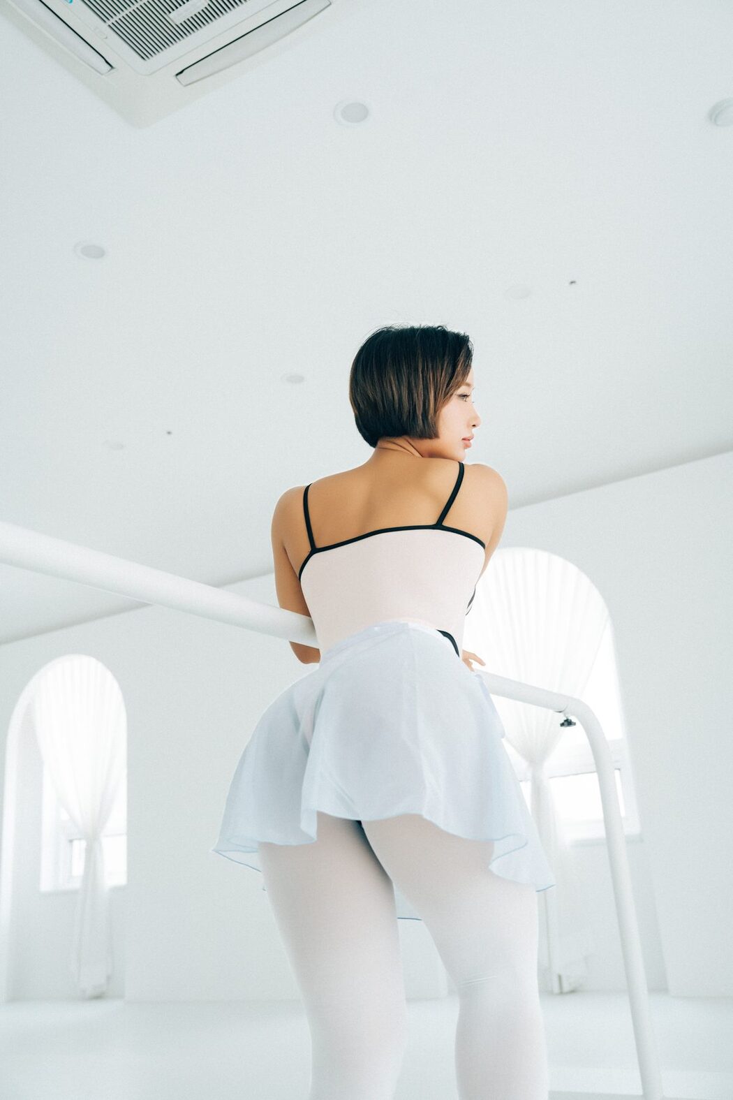 Loozy Booty Queen – Tied Ups A