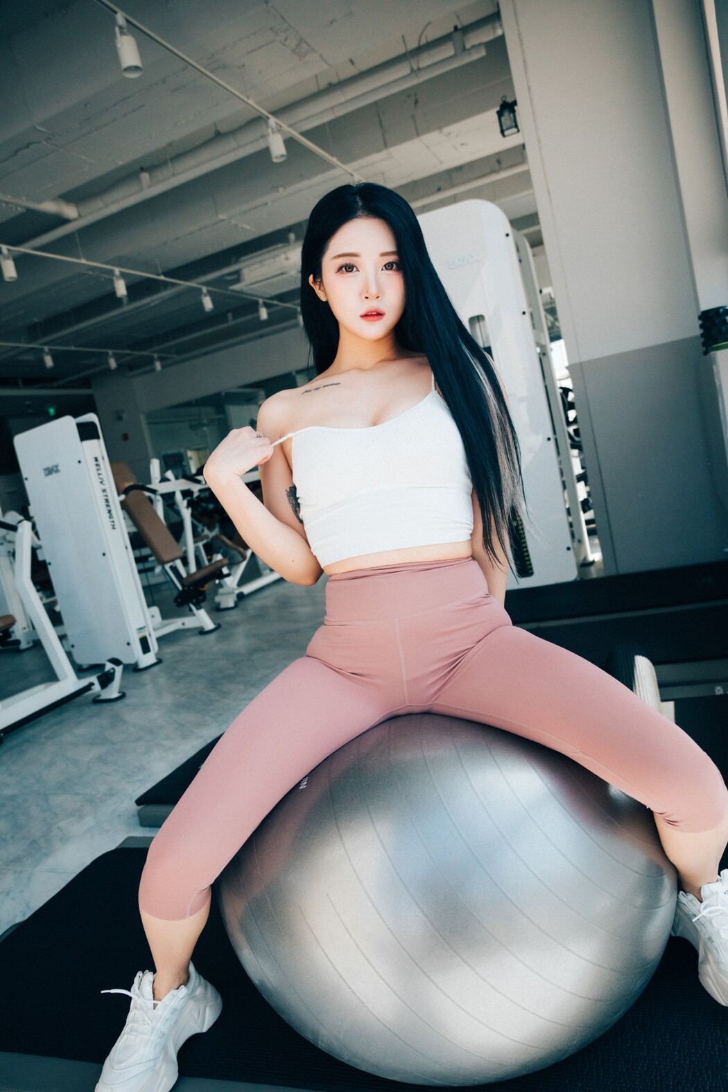 Loozy Bomi (보미) – PT Girl