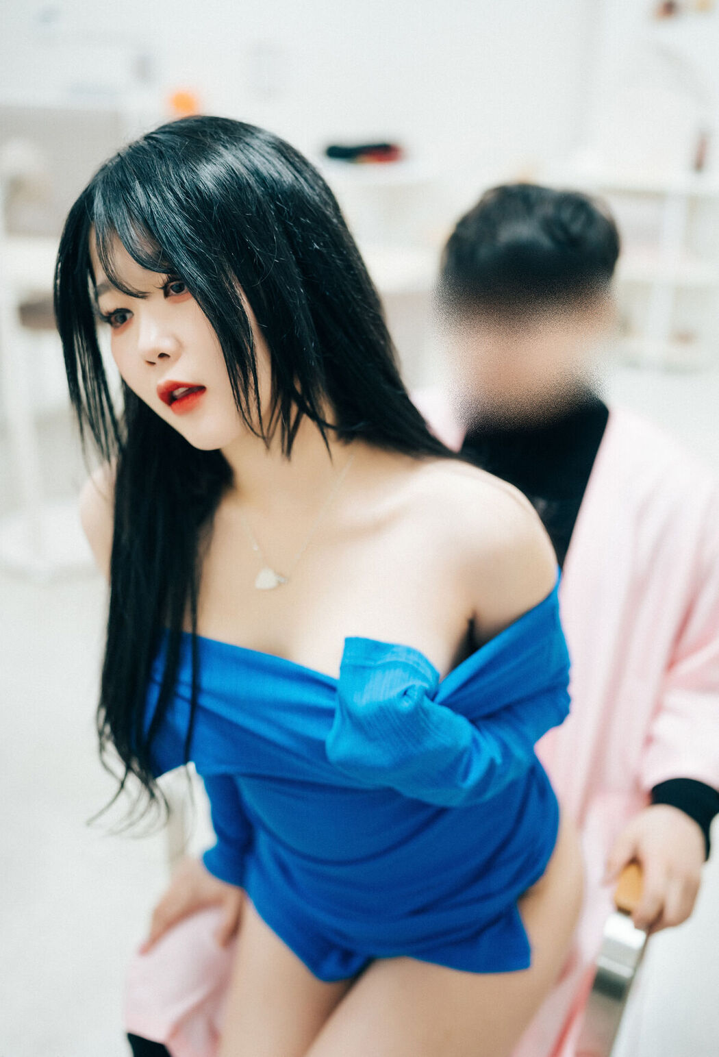 Loozy Zia – Adult Hair Shop Part2