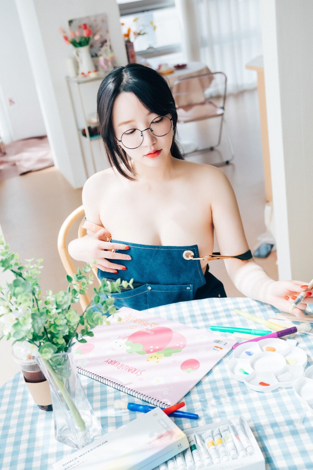 Loozy Son Ye-Eun 손예은 – Nudy Painter S.ver