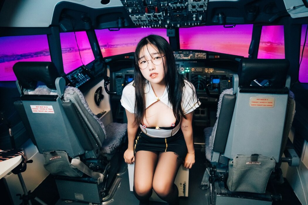 Loozy Sonson 손손 – Night Flight B
