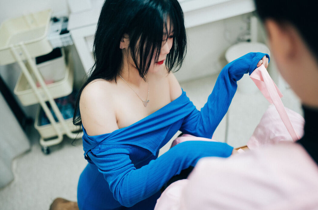 Loozy Zia – Adult Hair Shop Part2