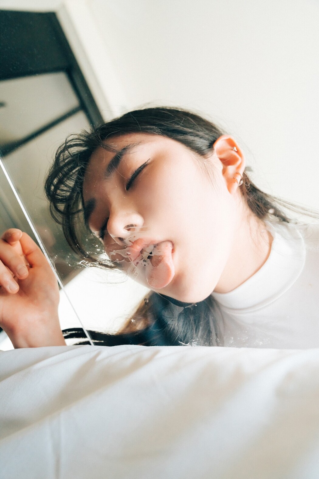 Loozy SonSon 손손 – Spit On Mex B