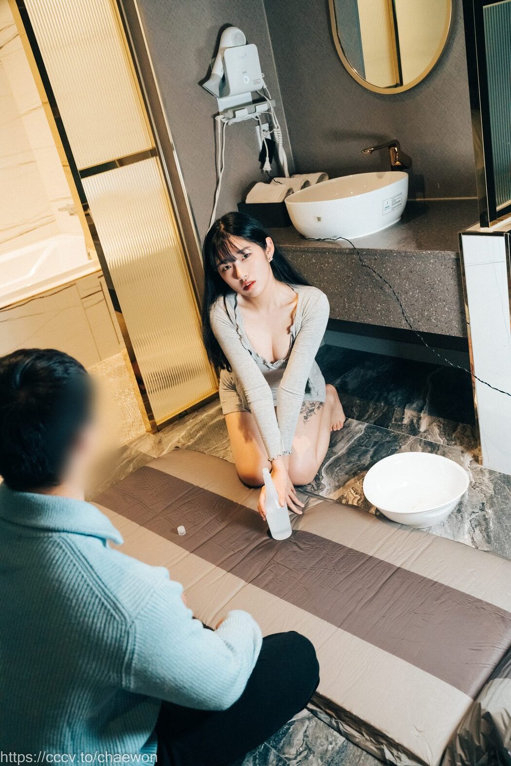 Loozy Sonson 손손 – Massage Girl A