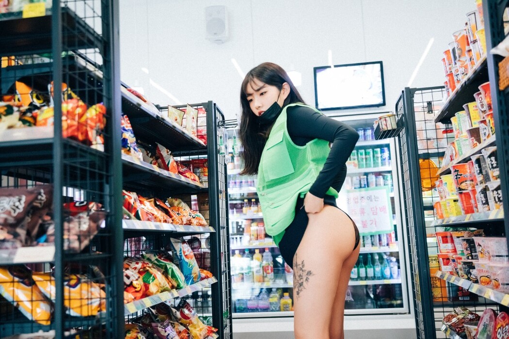 Loozy Sonson 손손 First Nipple Alba S.Ver B
