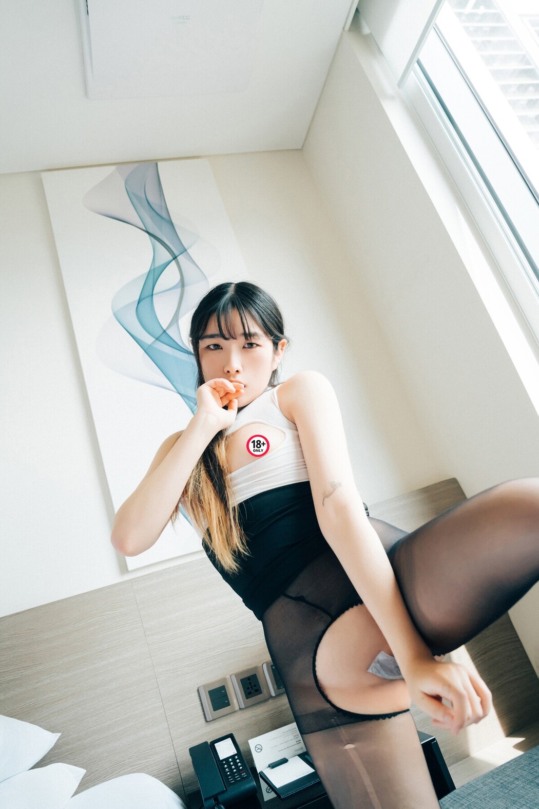 Loozy SonSon 손손 – Spit On Mex B
