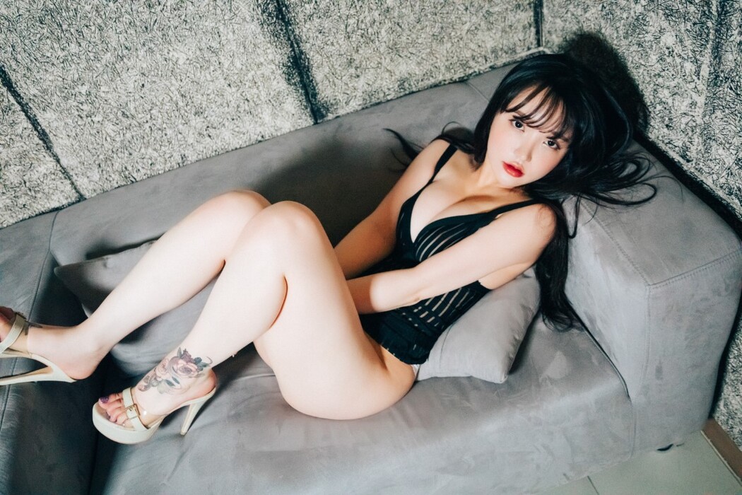 Loozy Son Ye-Eun 손예은 – Player S.ver