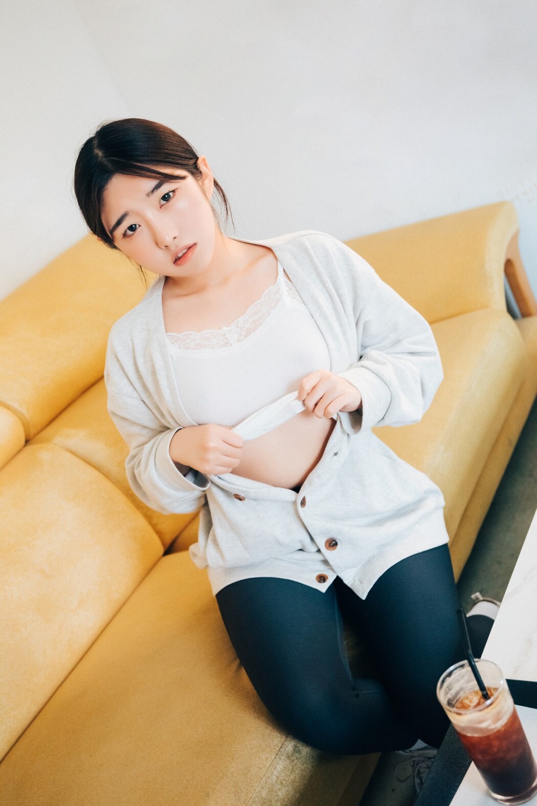 Loozy Sonson 손손 – Yano Date