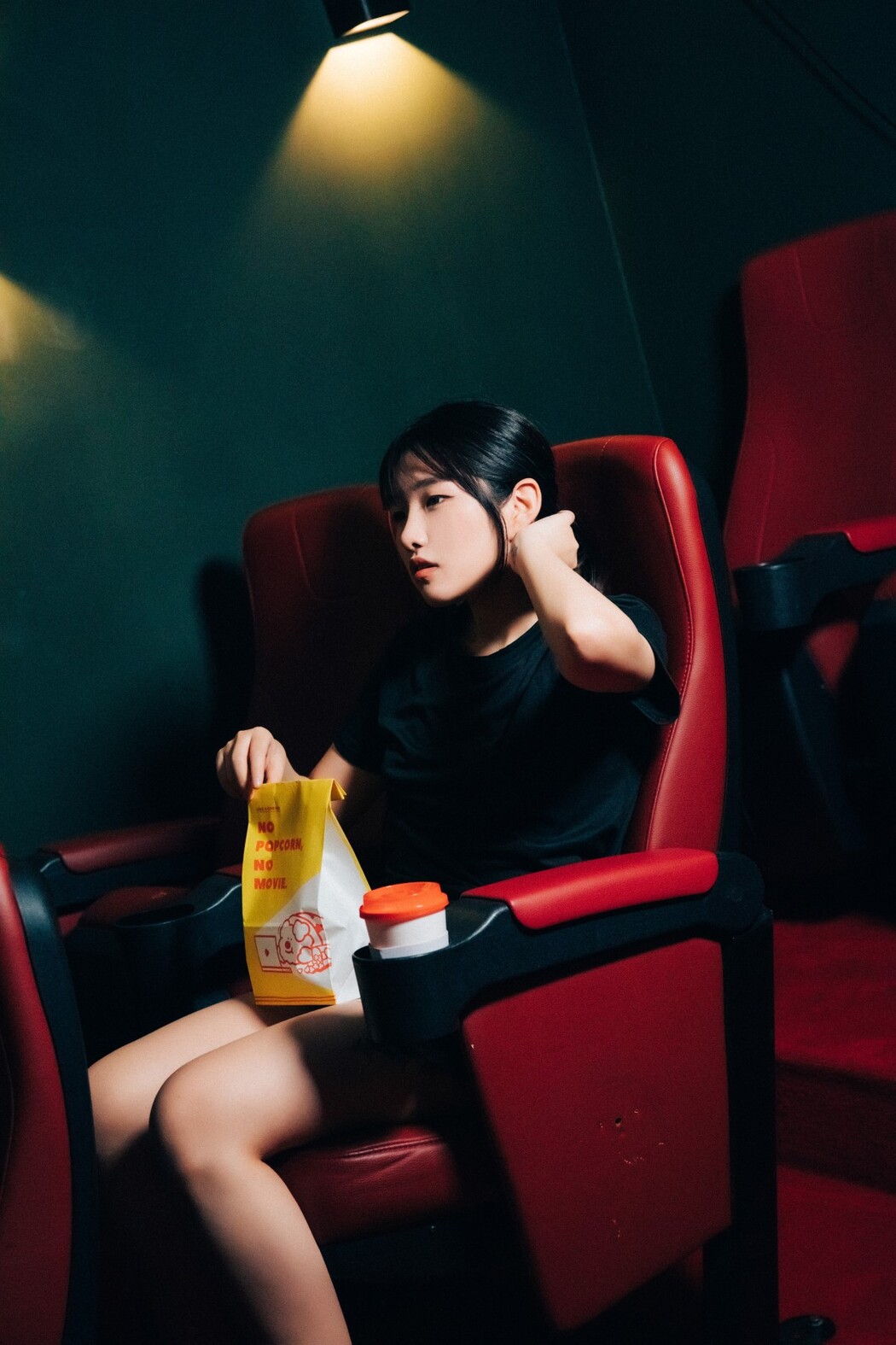 Loozy Sonson 손손 Cinema Girl S.Ver