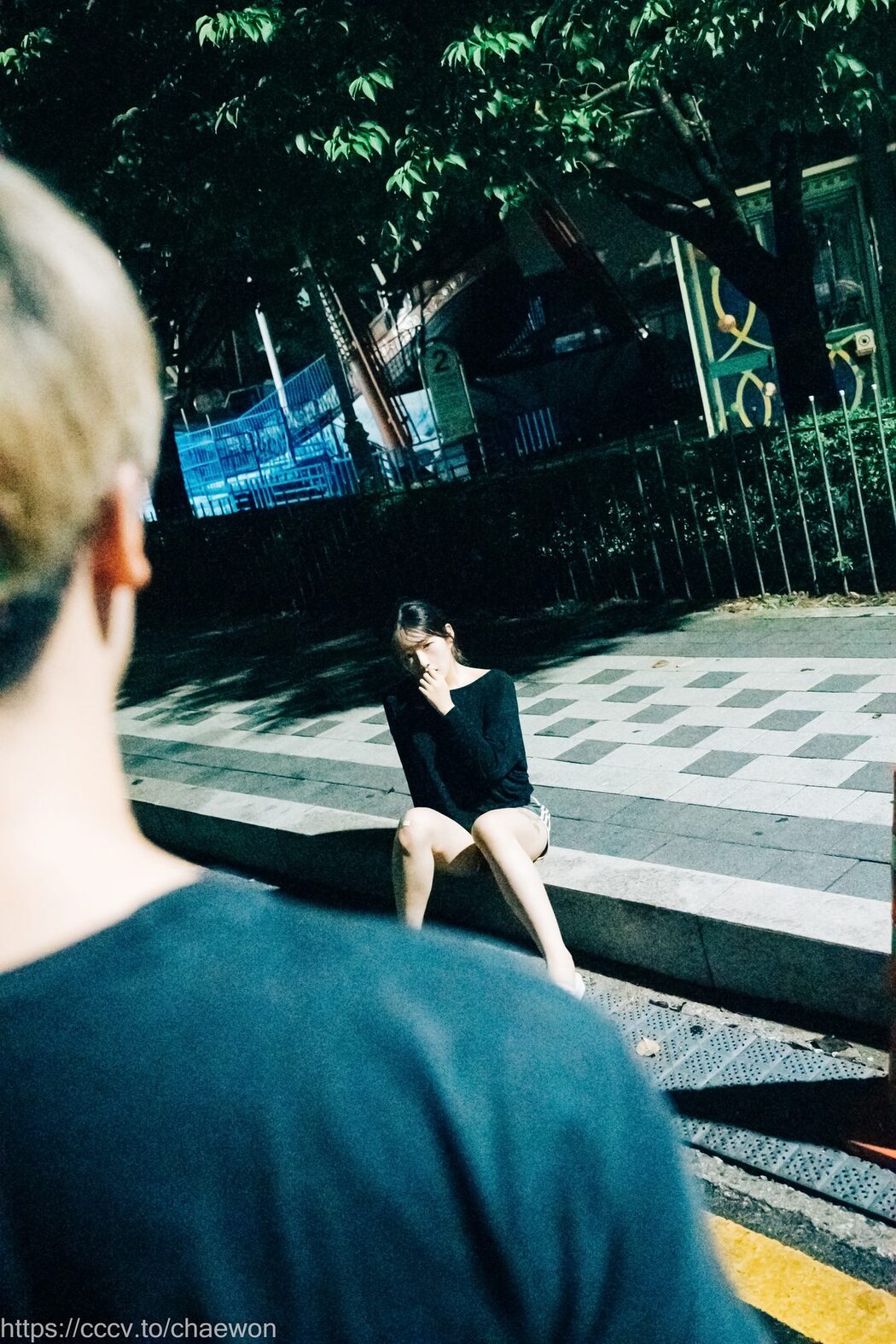 Loozy SonSon 손손 – Public Toilet A