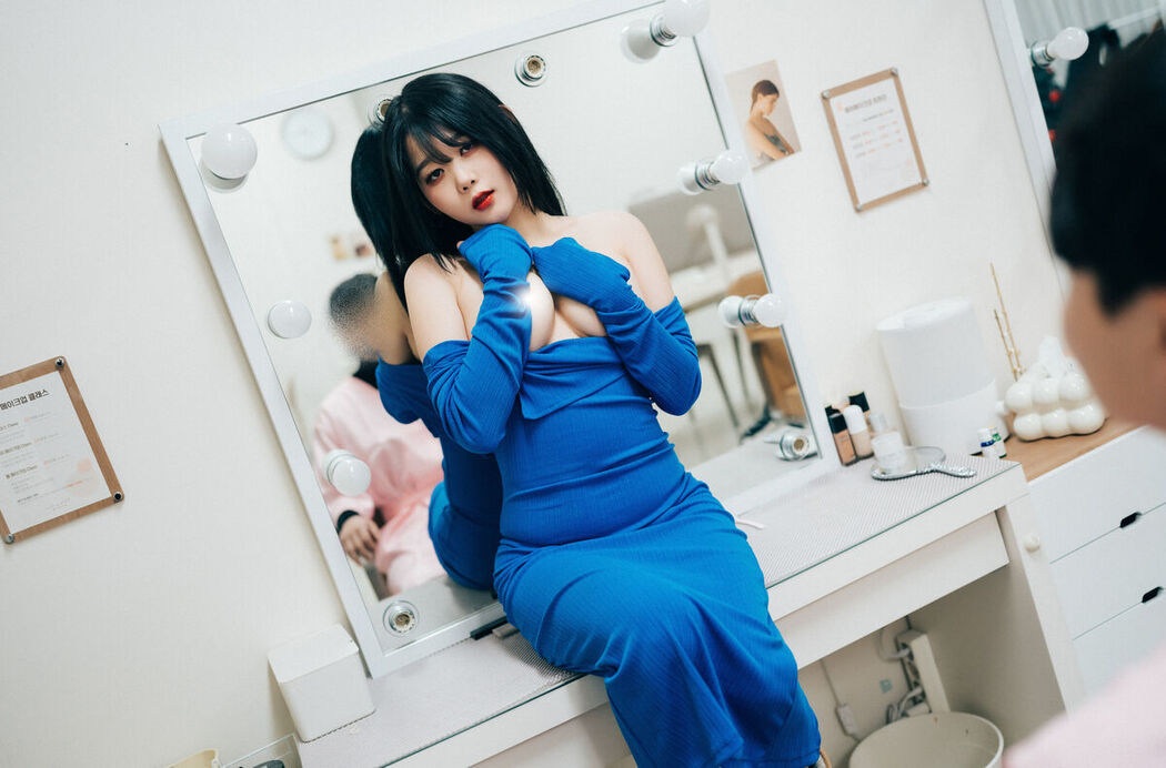 Loozy Zia – Adult Hair Shop Part1