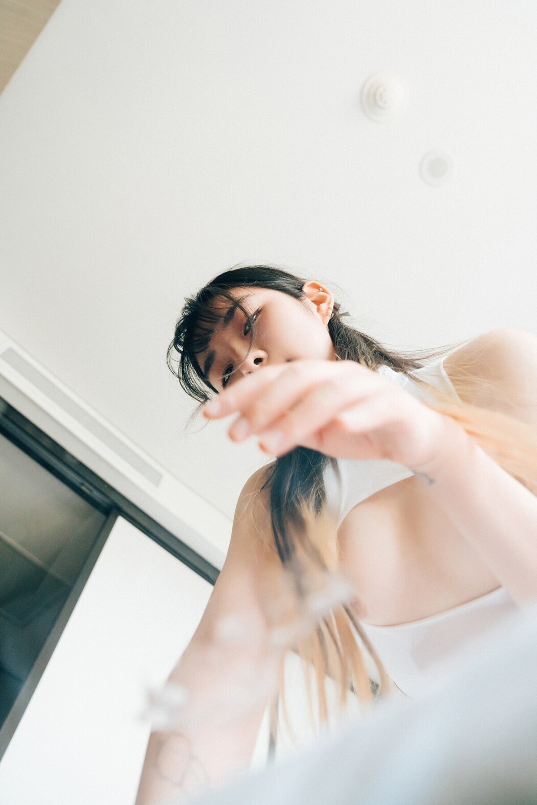 Loozy SonSon 손손 – Spit On Mex B