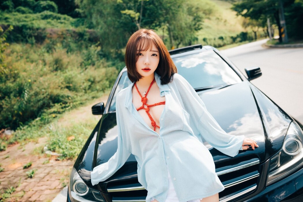 Loozy Son Ye-Eun 손예은 – SM CarXXX