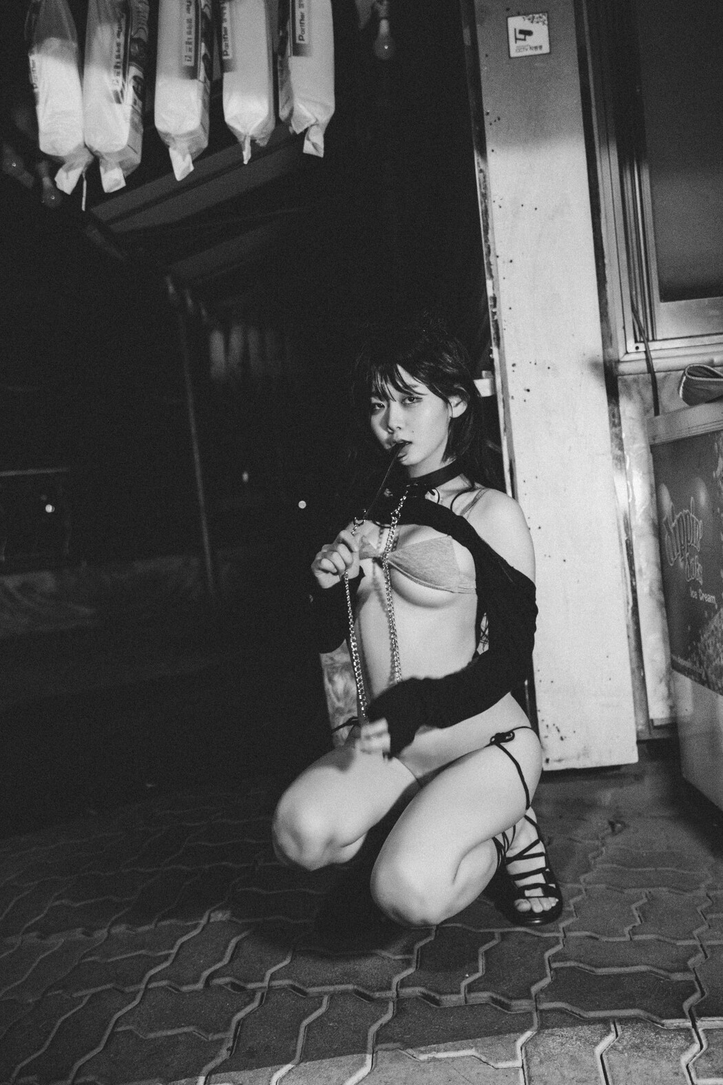 Loozy Zia (지아) – Touch Anal Plug