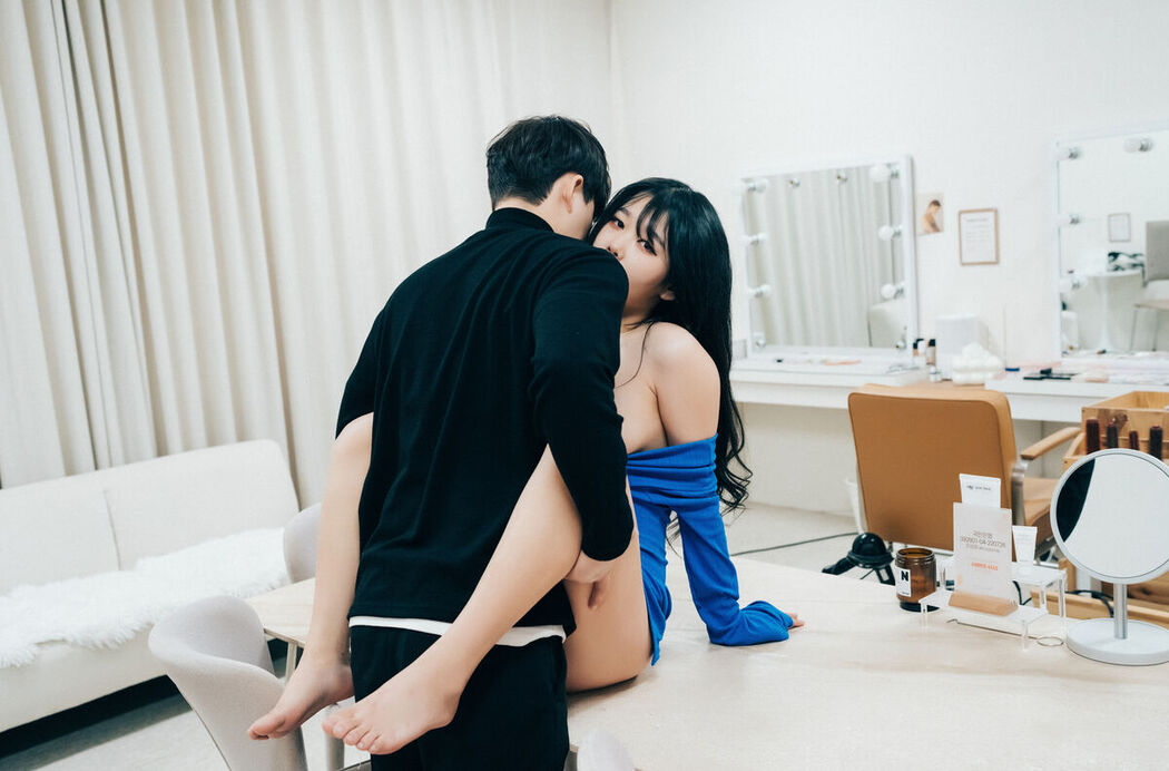 Loozy Zia – Adult Hair Shop Part3