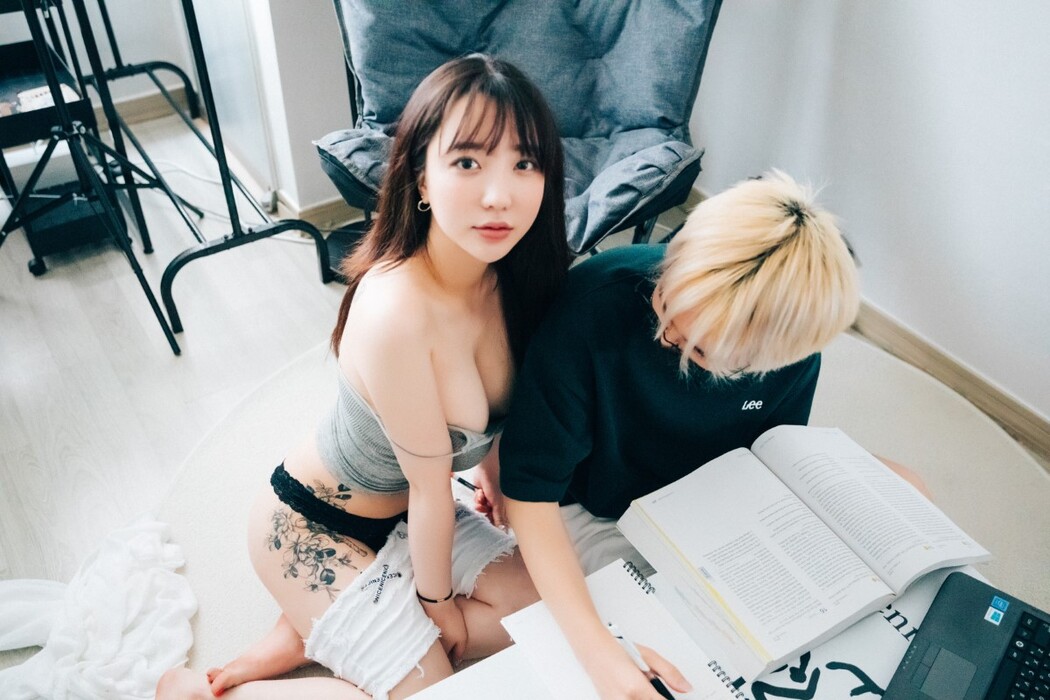 Loozy Son Ye-Eun 손예은 – Private Tutor S.Ver