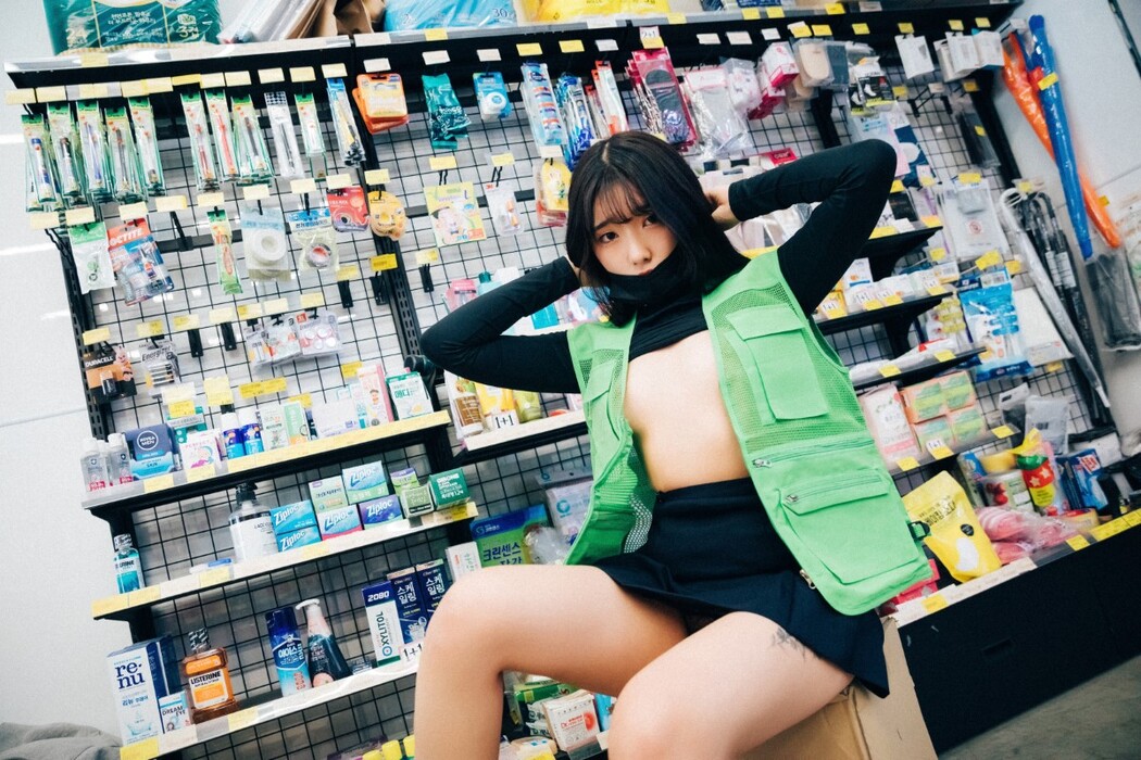 Loozy Sonson 손손 First Nipple Alba S.Ver B