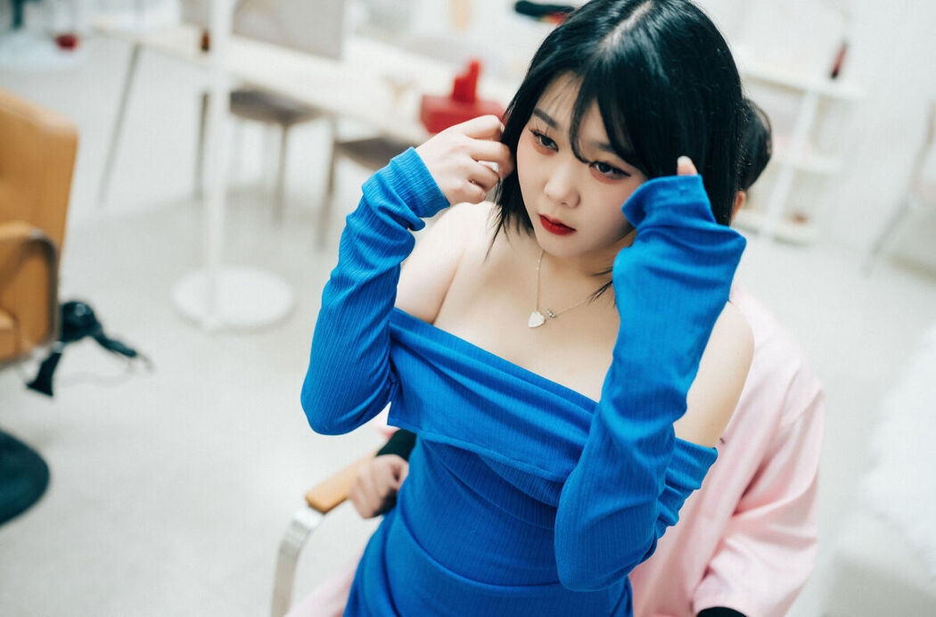 Loozy Zia – Adult Hair Shop Part2