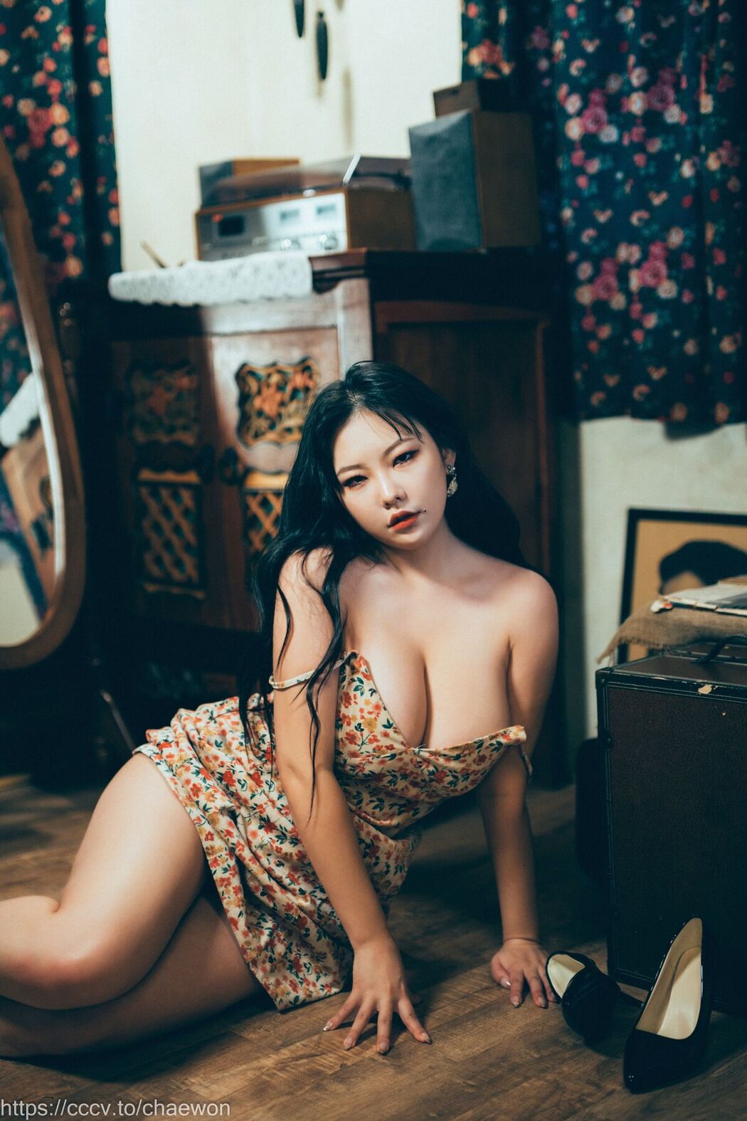 Loozy Sunhye 선혜 – Holyday In Hongkong Part1