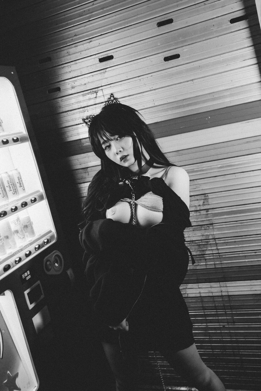 Loozy Zia (지아) – Touch Anal Plug