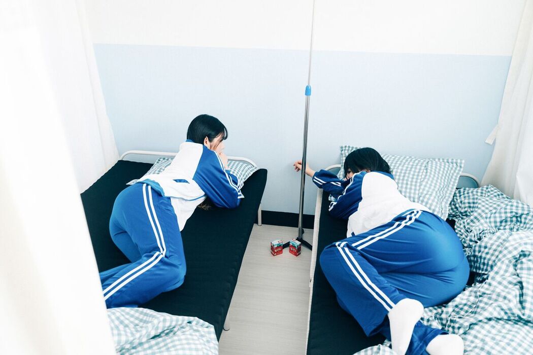 Loozy Sonson 손손 x Zia 지아 – Bitch Academy B